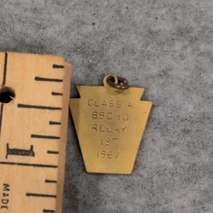 Vintage 1967 PIAA District One Championship Track Medal 1st Place 880 Yard Relay image 3