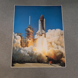 Vtg NASA Space Shuttle Challenger Launch Pad 39A Poster Kimball Concepts 20"×16" image 1