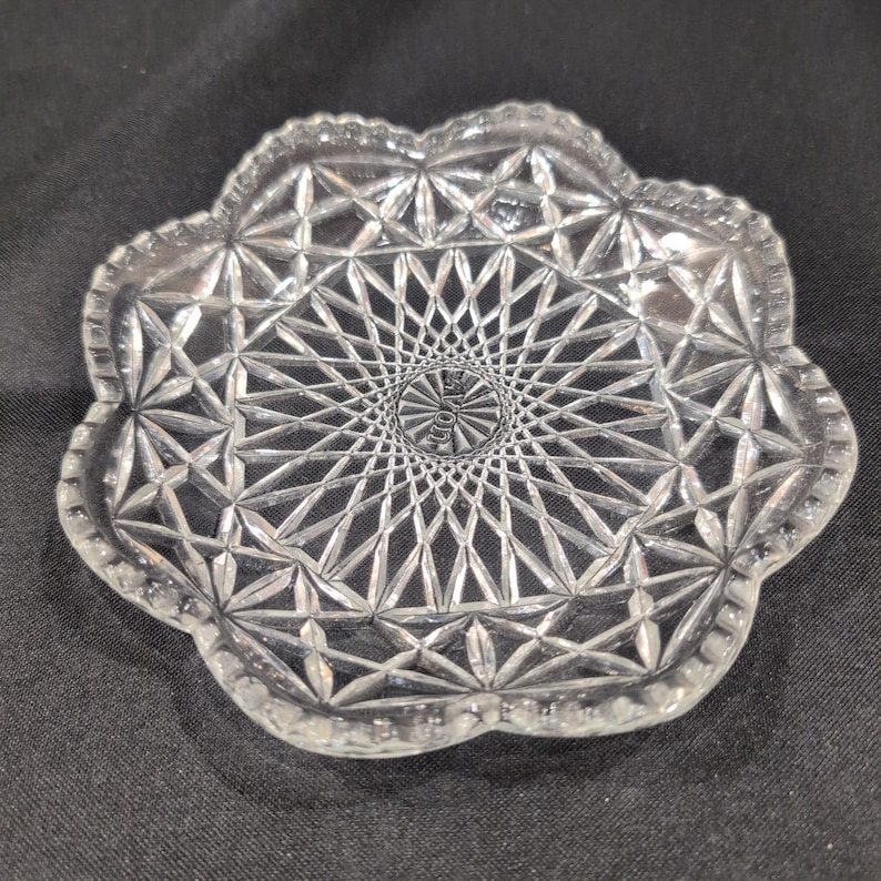 Avon Clear Pressed Glass Trinket Dish Starburst Pattern Scalloped Beaded Rim image 1