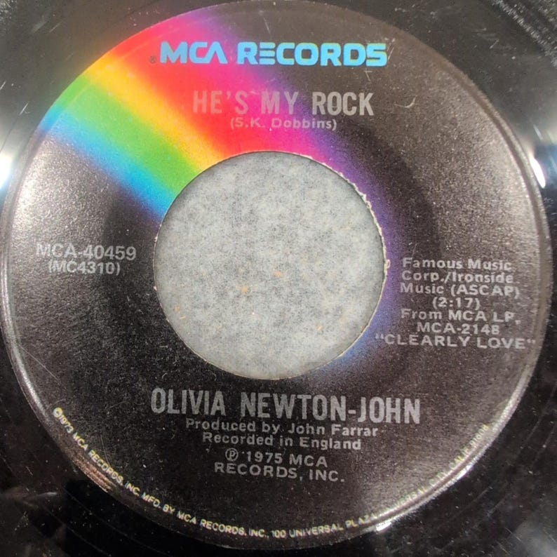 Olivia Newton-John Something Better To Do He's My Rock 45 RPM MCA-40459 image 1