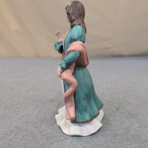 Homco 1486 Vintage Porslin Damfigur Blågrön Klänning Rosa Sjal Malaysia bild 2