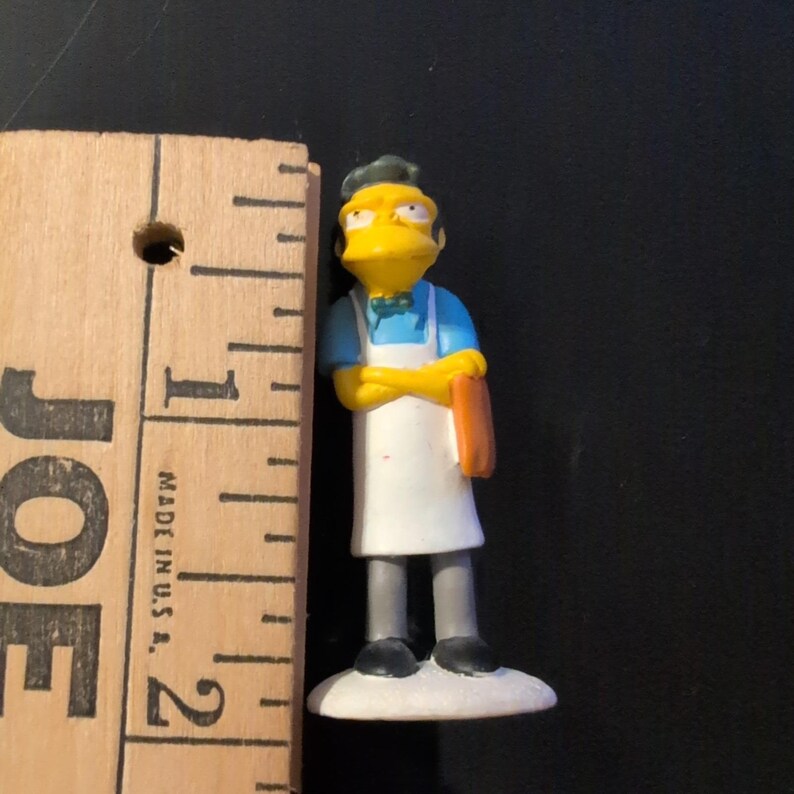 The Simpsons Moe Hawthorne Village Christmas Figurine 2004 91819D Matt Groening image 4