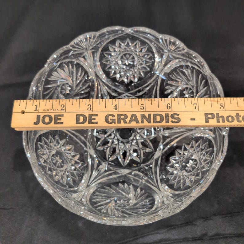 Servierschale im Vintage-Stil aus geschliffenem Glas, mit sternförmigem, geschwungenem Rand, klarem Kristallglas Bild 6