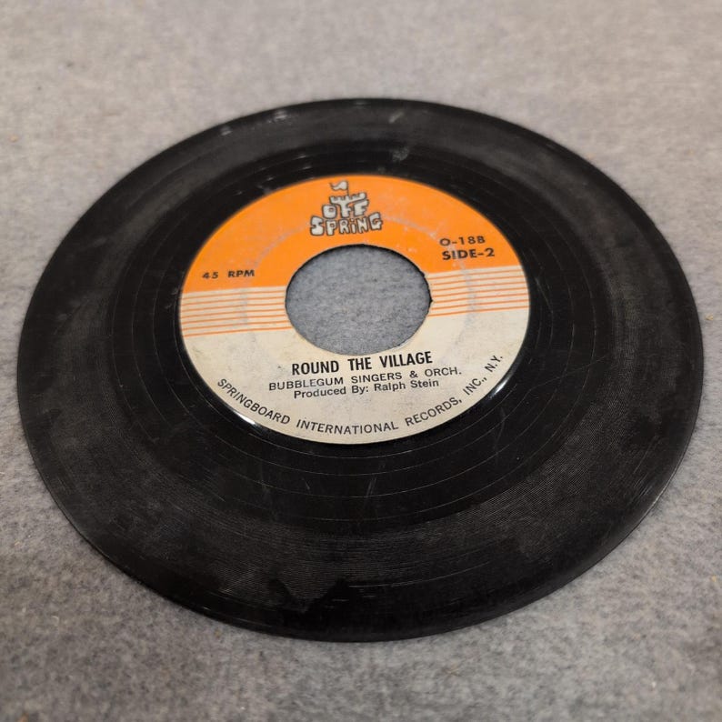 Bubblegum Singers & Orch Round The Village Off Spring 45 RPM Vinyl O-18B Record image 4