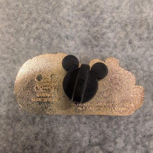 Disney Winnie the Pooh Sleeping Enamel Pin Official Trading 2003 Gold Tone image 3