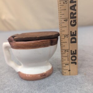 Vintage Ceramic Toilet Goodbye Cruel World Novelty Mug with Wooden Lid Gag Gift image 5