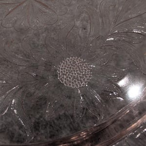 Jeannette Sunflower Pink Depression Glass 3 Footed Cake Plate Vintage 1930s image 5