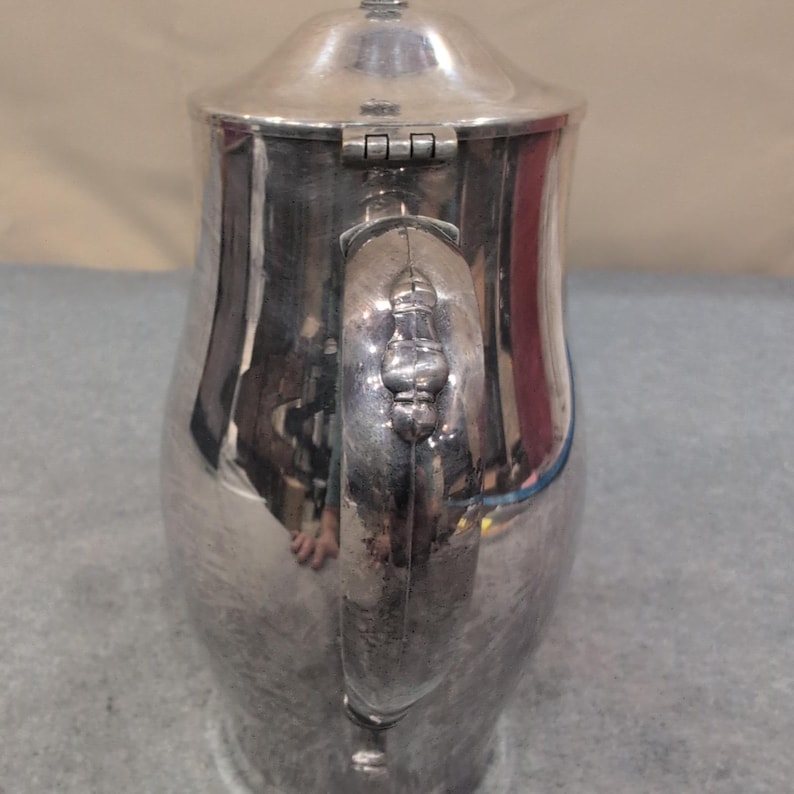 Oneida Paul Revere Reproduction Silverplate Coffee Pot Pineapple Finial image 4
