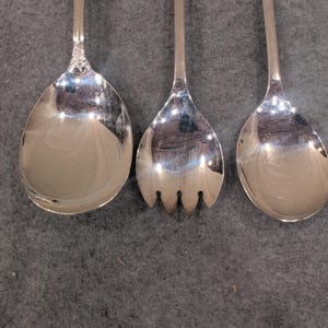 Wm Rogers Silver Plated Serving Spoon & Sheffield England Salad Set 3pc Lot image 2