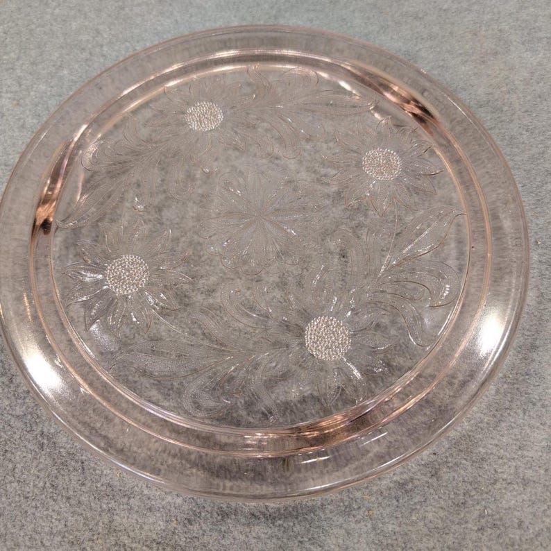 Jeannette Sunflower Pink Depression Glass 3 Footed Cake Plate Vintage 1930s image 3