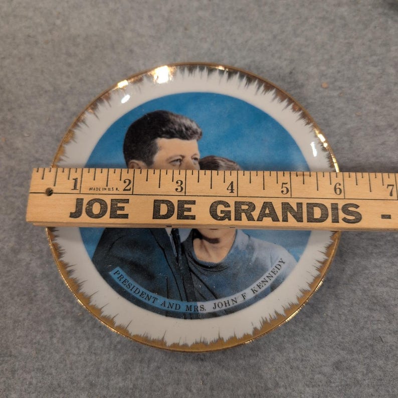 Vintage President John F Kennedy and Mrs Jackie Kennedy Memorial Plate Gold Rim image 2