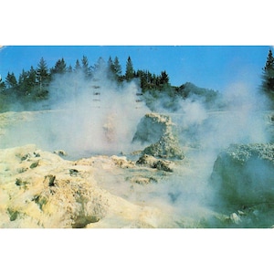 Vintage-Postkarte von 1971: Tikitere-Kessel, Rotorua, Neuseeland, Foto: Gladys Goodall (sehr guter Zustand) Bild 1