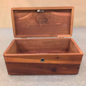 Vintage Lane Cedar Chest Miniature Salesman Sample George Cater Furniture Box image 4