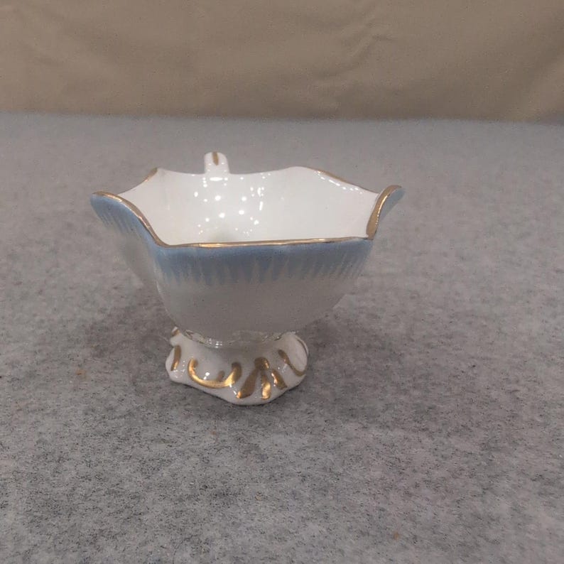 VA Portugal Miniature Porcelain Gravy Boat White Blue Gold Gilt Trim VG+ image 3