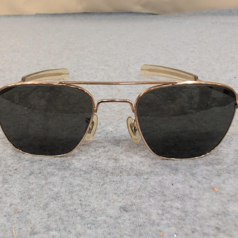 General Optical Aviator Sunglasses Gold Tone Frame Dark Gray Lens Pilot Style image 3