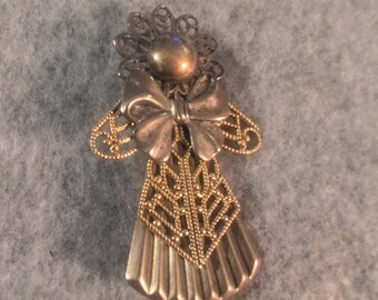 Vintage Angel Brooch Pin Filigree Wings Gold Tone Silver Tone Festive Accessory