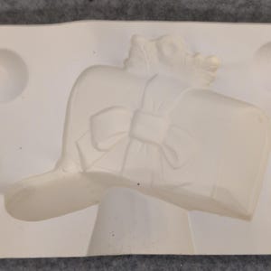 VTG 1981 Alberta's Molds Inc Ceramic Mailbox Holly Mouse Ceramic Slip Mold A-247 image 2