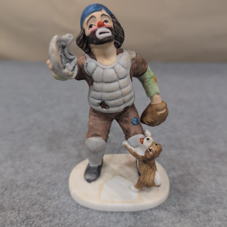 Emmett Kelly Collectibles Clown Baseball Catcher Figurine Flambro Figurine Puppy image 2