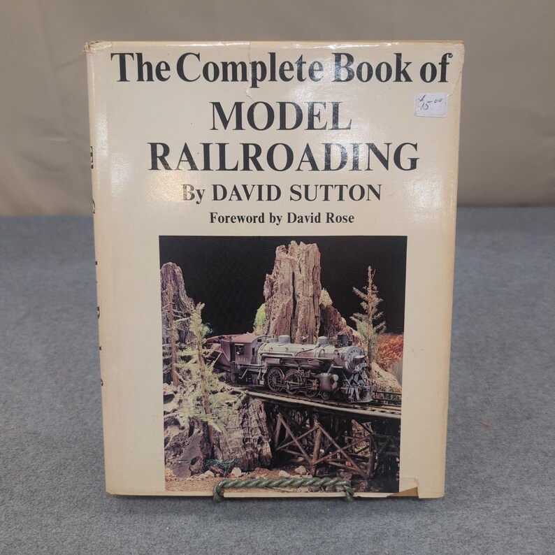 The Complete Book of Model Railroading David Sutton 1981 Hardcover Castle Books image 1