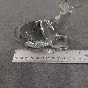 Vintage Silvestri Mouth Blown Clear Glass Reindeer Resting Figurine Decor image 4