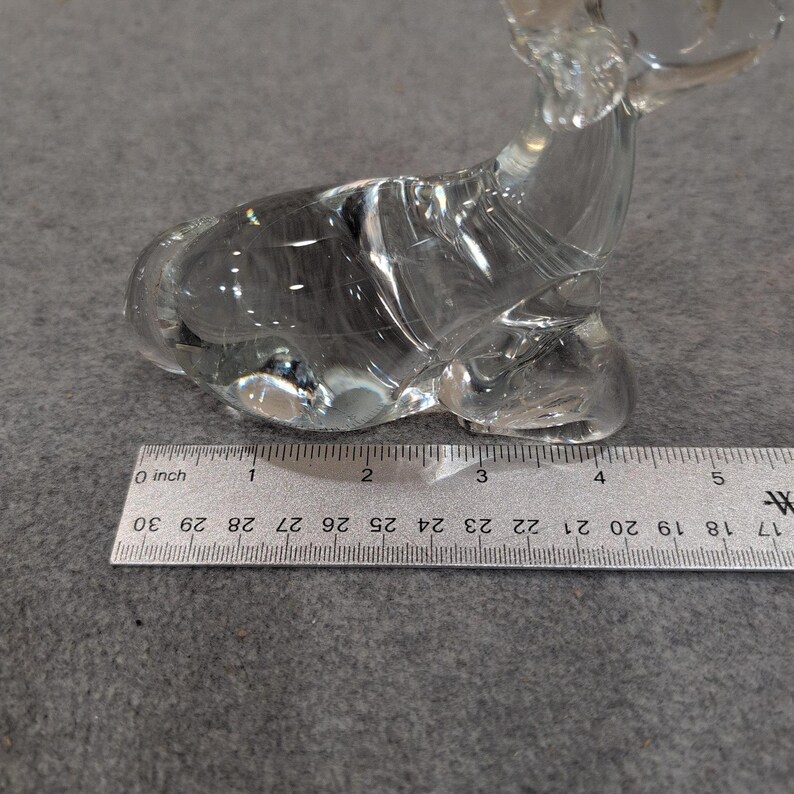 Vintage Silvestri Mouth Blown Clear Glass Reindeer Resting Figurine Decor image 4
