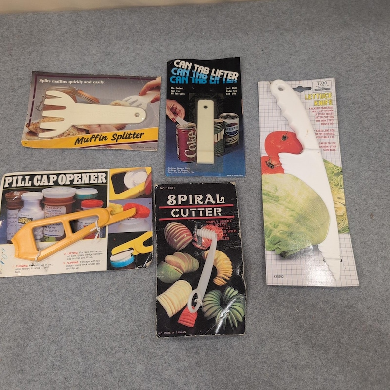 Vintage NOS Kitchen Gadget Lot Muffin Splitter Spiral Cutter Lettuce Knife 5pc image 1