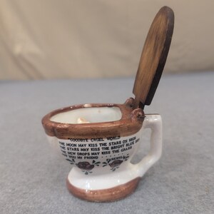 Vintage Ceramic Toilet Goodbye Cruel World Novelty Mug with Wooden Lid Gag Gift image 2