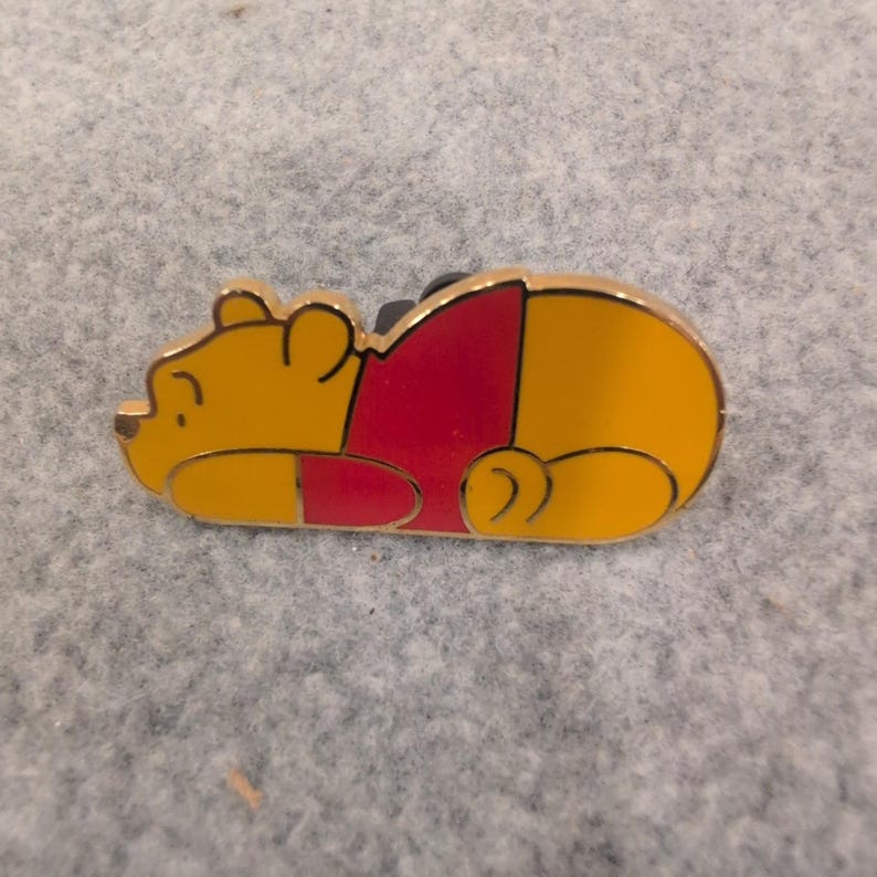 Disney Winnie the Pooh Sleeping Enamel Pin Official Trading 2003 Gold Tone image 1