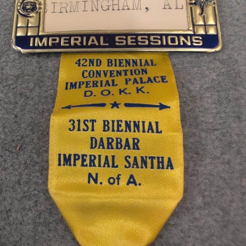 1975 D.O.K.K. Knights of Khorassan Imperial Sessions Milwaukee-delegatmärke bild 3