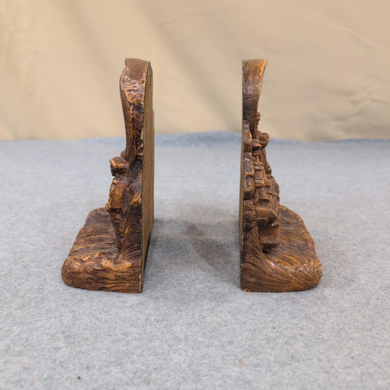 Vintage Western Covered Wagon Oxen Pioneer Bookends Set Rustic Faux Wood Resin image 4
