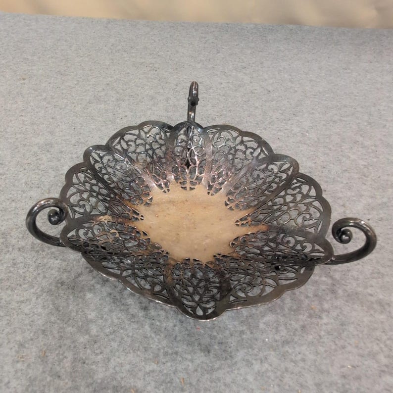 International Silver Company Lovelace 1427 Silverplate Pierced Candy Dish Bowl image 1