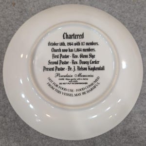 Golden Springs Baptist Church 35th Anniversary Porcelain Plate 1964-1999 Gold image 3