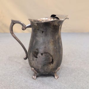 International Silver Co Handmade Silverplated Footed Pitcher with Lid image 3