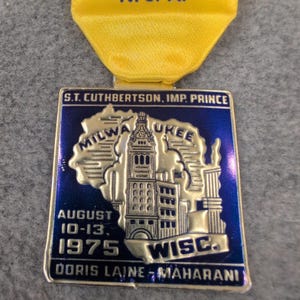 1975 D.O.K.K. Knights of Khorassan Imperial Sessions Milwaukee-delegatmärke bild 4