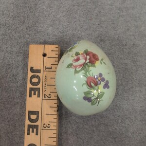 Vintage Floral Ceramic Decorative Egg Pale Green Rose Pattern Ornament image 4