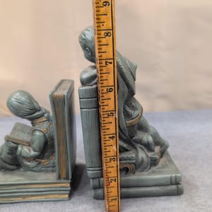 Vintage 1964 Universal Statuary Corp Asian Boy Girl Reading Bookends 927B Green image 7