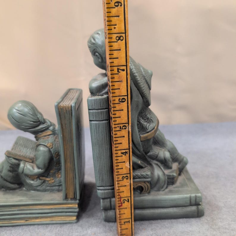 Vintage 1964 Universal Statuary Corp Asian Boy Girl Reading Bookends 927B Green image 7