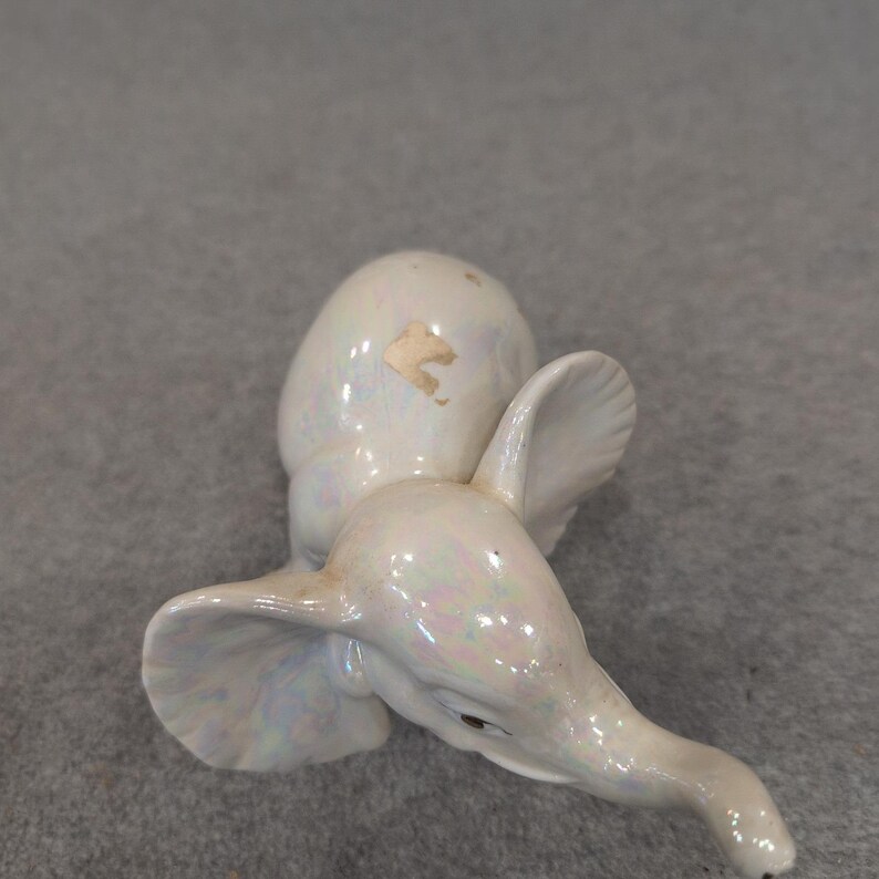 Vintage schillernde Keramik Elefant Figur Perlmutt Glasur Goldakzente Bild 4