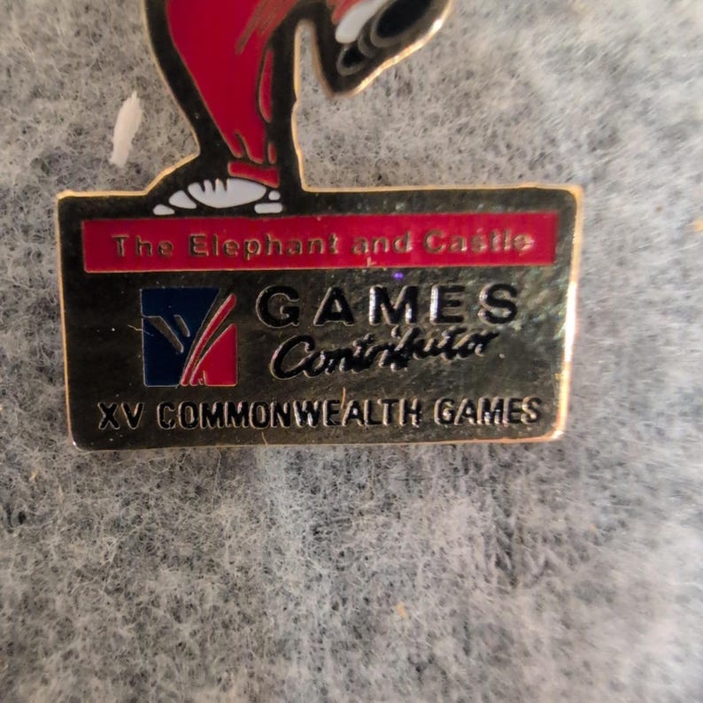 XV Commonwealth Games Conbutor Pin Der Elefant und das Schloss Maskottchen Victoria 19 Bild 2