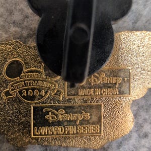 Disney Donald Duck Graffiti Logo 2004 Lanyard Pin Series Official Pin Trading image 4