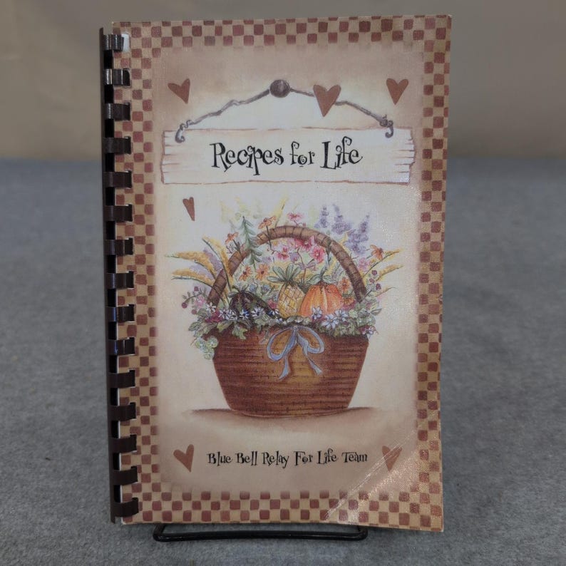 Recipes for Life Blue Bell Relay For Life Team Alabama Community Cookbook 2005 image 1