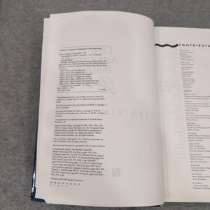 Bibbia per studenti con applicazioni pratiche per la vita quotidiana - La Bibbia vivente - 1992 - Copertina rigida - Blue Tyndale immagine 4