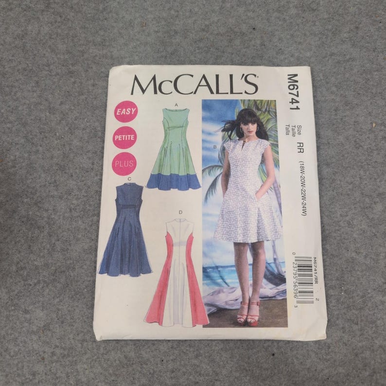Cartamodello McCall's M6741 per abito foderato taglie forti petite 18W-24W VG+ immagine 1