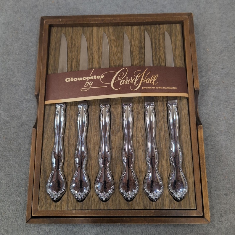 Carvel Hall Gloucester Steak Knives Set of 6 Vintage Silverplate Wooden Case image 1