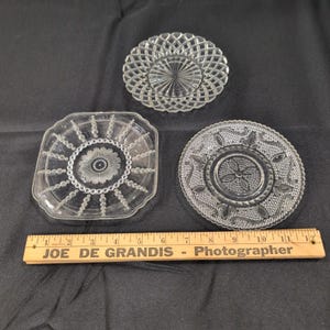 Vintage Clear Pressed Glass Plates Set of 3 Sunburst Diamond Point Floral image 3