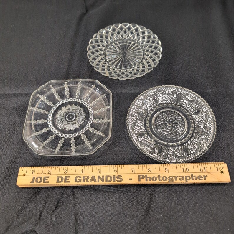 Vintage Clear Pressed Glass Plates Set of 3 Sunburst Diamond Point Floral image 3