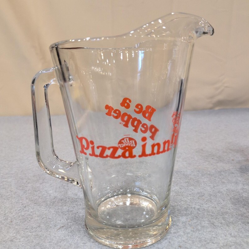 Vintage Dr Pepper Pizza Inn Be a Pepper Glass Pitcher Red Logo Advertising image 1