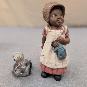 Martha Holcombe All God's Children Bonnie and Buttons Figurine 1502 Edition 62 image 1