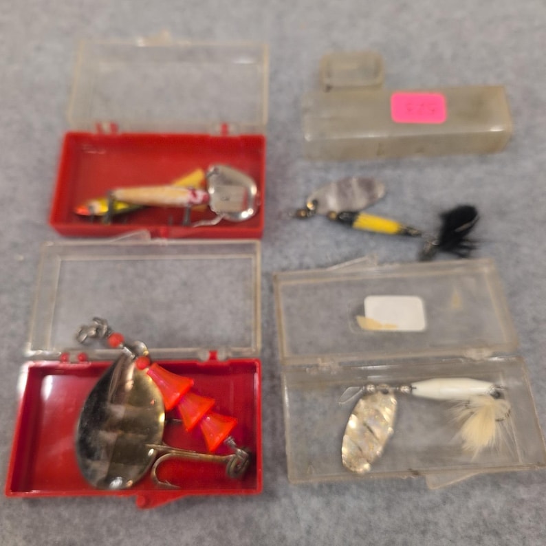 Lot of 4 Vintage Fishing Lures Spinner Baits Plugs Lure Set image 1