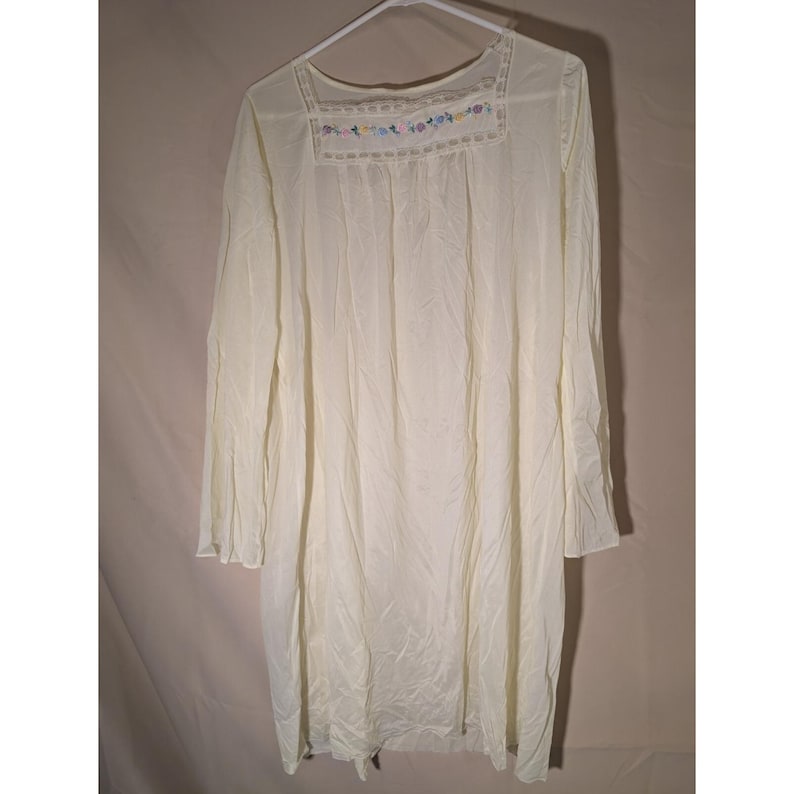 Vintage Ivory Long Sleeve Nightgown Lace Embroidered Floral Trim Sheer Nylon image 2